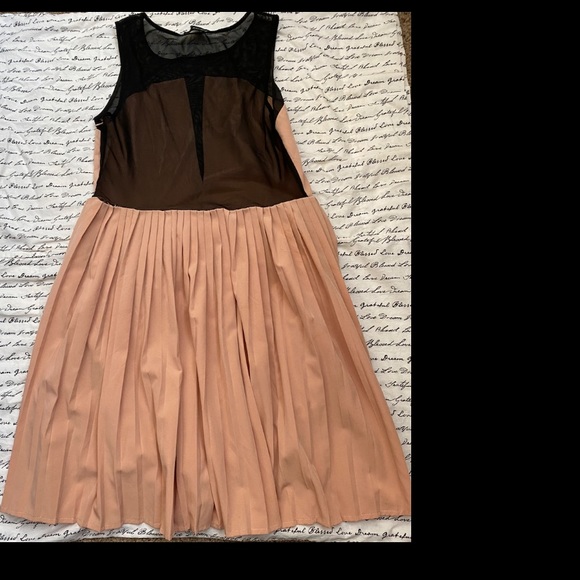 Forever 21, A line dress, large, black, peach/nude color. Excellent condition! - Picture 2 of 2